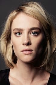 Mackenzie Davis as Mariette in Blade Runner 2049