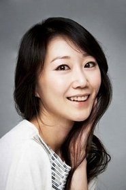 Go Seo-hee as Officer Kwon Kwi-ok in Memories of Murder
