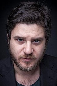 Edoardo Pesce as Simoncino in Dogman