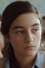 Luàna Bajrami as Sophie in Portrait of a Lady on Fire