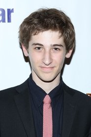 Noah Robbins as Lee Weiner in The Trial of the Chicago 7