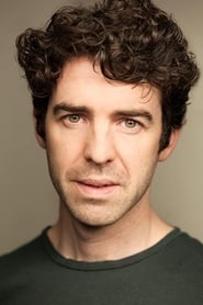 Paul Ready as Kevin in Motherland