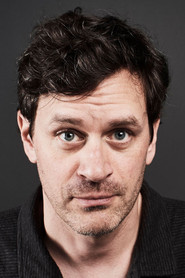 Tom Everett Scott as David in La La Land