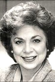 Janet Sarno as Mrs. Pearlman in Requiem for a Dream