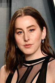 Alana Haim as Alana Kane in Licorice Pizza
