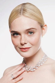 Elle Fanning as Julie in 20th Century Women