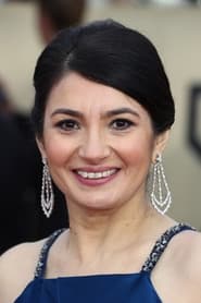 Zenobia Shroff as Sharmeen Nanjiani in The Big Sick
