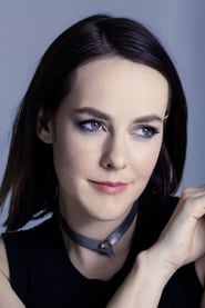 Jena Malone as Carine McCandless / Additional Narration (voice) in Into the Wild