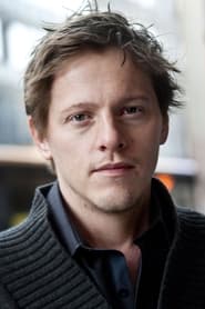 Thure Lindhardt as Mads in Into the Wild