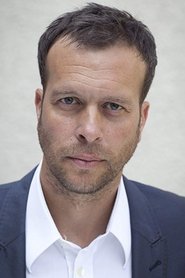 John Schwab as Paramedic in Annihilation
