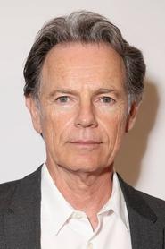 Bruce Greenwood as Robert McNamara in The Post