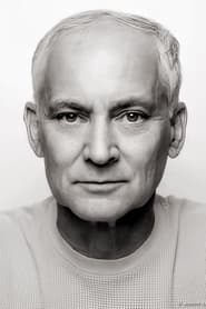 Sean Sullivan as Dr. Roy Michaels in 2001: A Space Odyssey
