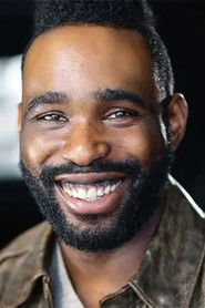 Victory Ndukwe as Leo in Evil Dead Burn