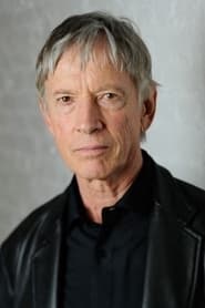 Scott Glenn as CIA Director Ezra Kramer in The Bourne Ultimatum