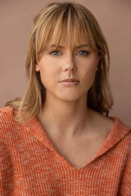 Greta van den Brink as Jessica in Evil Dead Burn