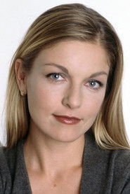 Sheryl Lee as April in Winter's Bone