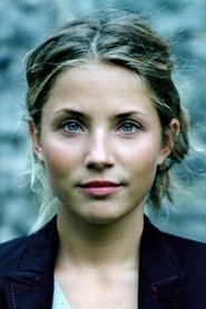 Tuva Novotny as Cass Sheppard in Annihilation