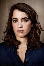 Adèle Haenel as Héloïse in Portrait of a Lady on Fire