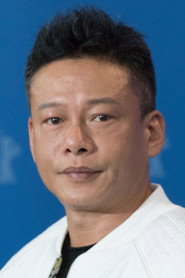 Lee Kang-sheng as Hsiao-Kang in What Time Is It There?