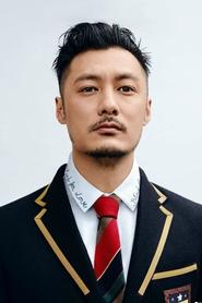 Shawn Yue Man-Lok as 少年陈永仁 in Infernal Affairs