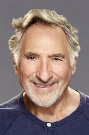 Judd Hirsch as Helinger in A Beautiful Mind