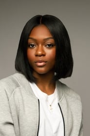 Imani Lewis as Aniyah in Eighth Grade