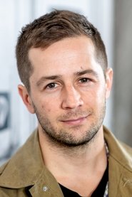 Michael Angarano as Young William in Almost Famous